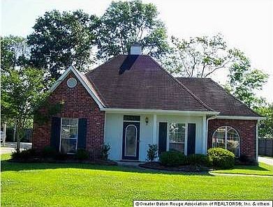 1st image of 14458 Whispering Oaks Dr
