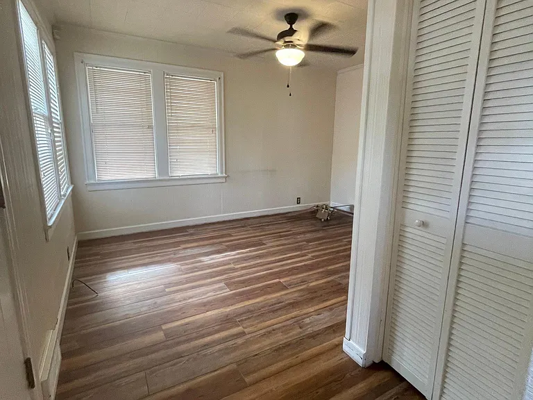 1641 W Adams St — Photo 11
