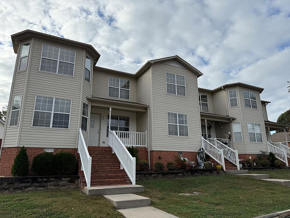 1st image of 52 Eastgate Cir