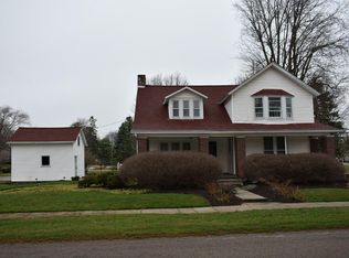 508 W Market St, Pierceton, IN