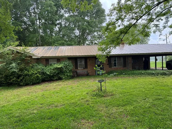 6193 Reeves Rd, Smithdale, MS 39664