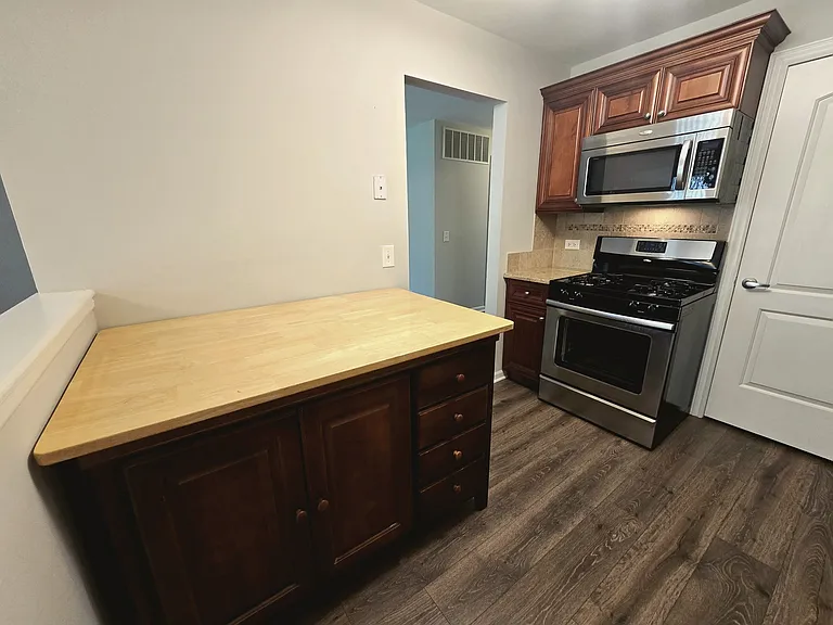 349 Newgate Ct #C1 — Photo 12