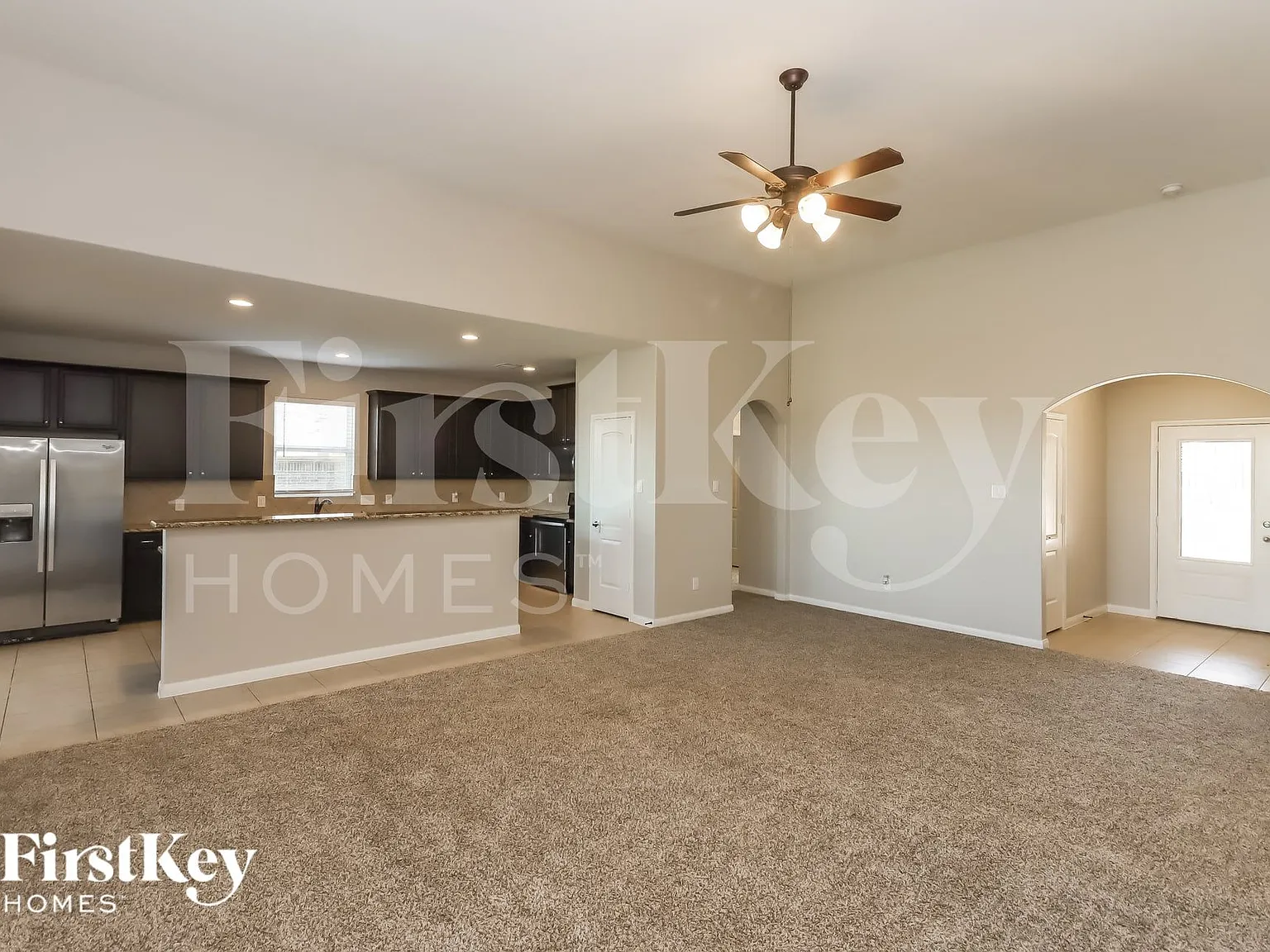 4 bed, 2.0 bath, 2158 sqft, $2,860 — Photo 4