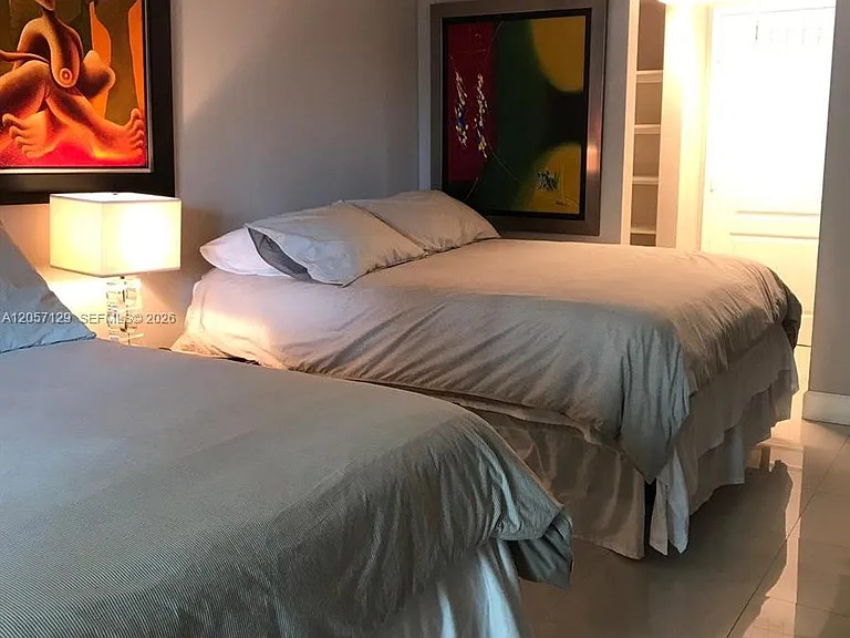 1200 Brickell Bay Dr #2418 — Photo 5