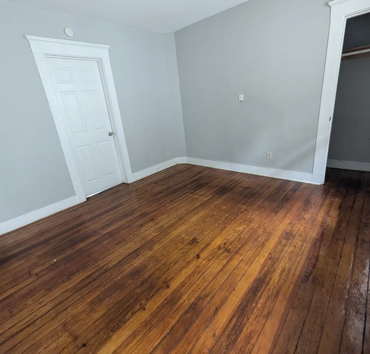 4 bed, $2,250 — Photo 4