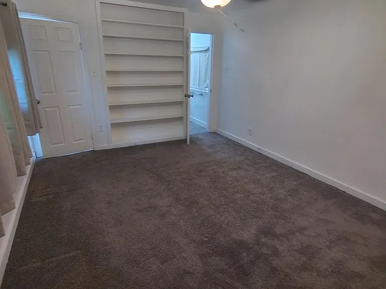 510 Holtby Rd — Photo 5