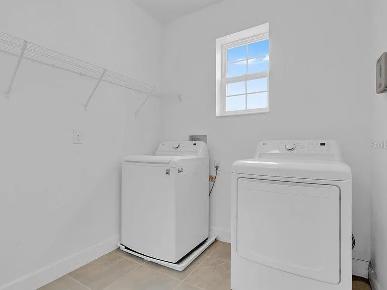6214 Sea Amber Ln — Photo 30