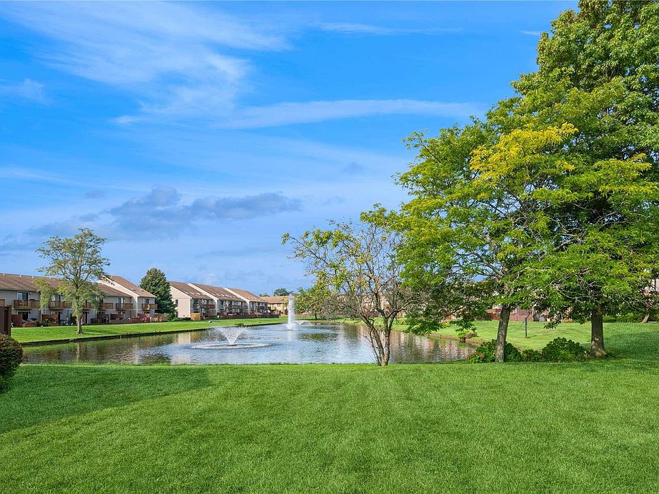 1st image of 100 Daly Blvd #904