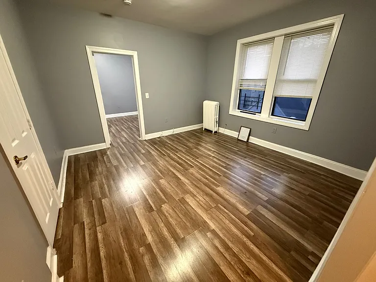 42 W 29th St #42E — Photo 6