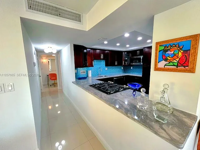 2030 S Ocean Dr #506 — Photo 34