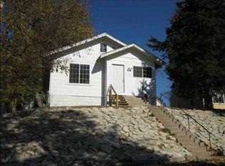 4242 Meredith Ave, Omaha, NE 68111