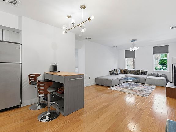 3rd image of 6405 Blvd East APT C2