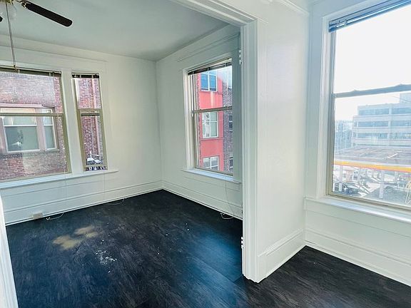 3rd image of 107 1st Ave N #312