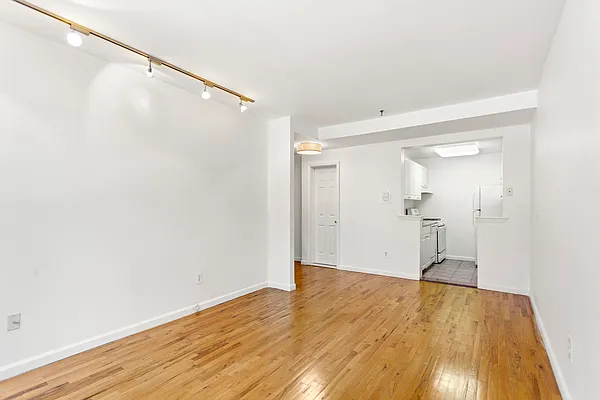 Rented by Douglas Elliman | media 16