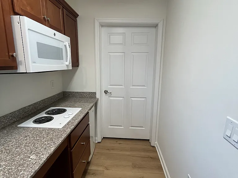 165-169 Barclay St #604 — Photo 10