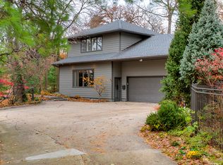 110 35th St, Des Moines, IA 50312