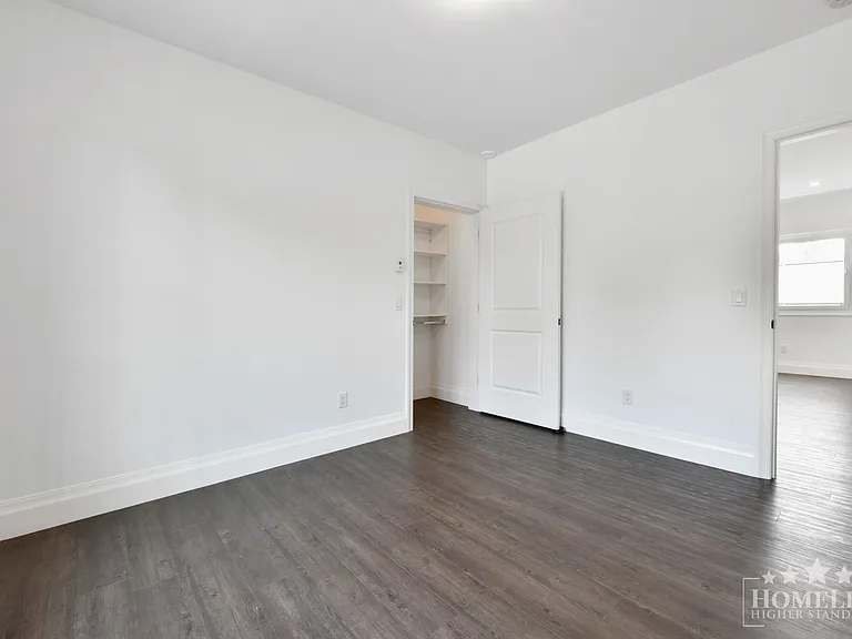 7450 228th St #B — Photo 8
