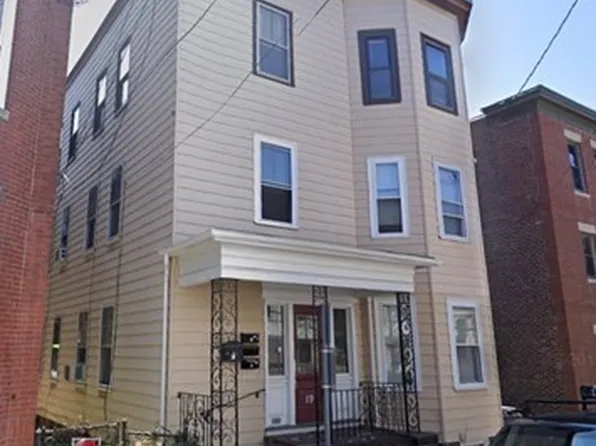 19 Marlborough St #2, Chelsea, MA 02150