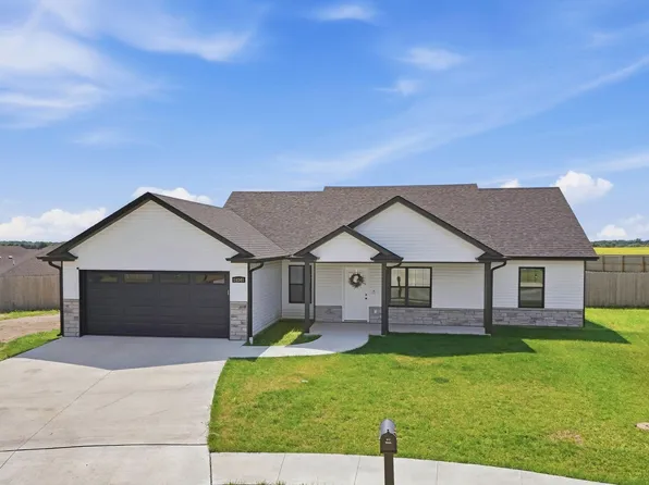 14841 Welch Dr, Ashland, MO 65010