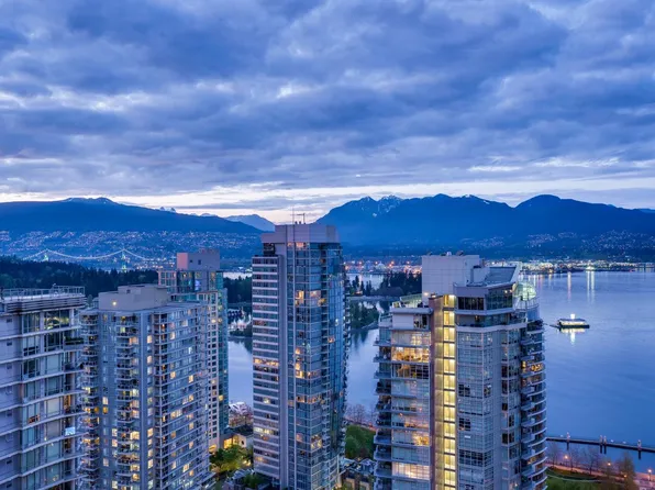 1188 W Pender St #3201, Vancouver, BC V6E 2R9