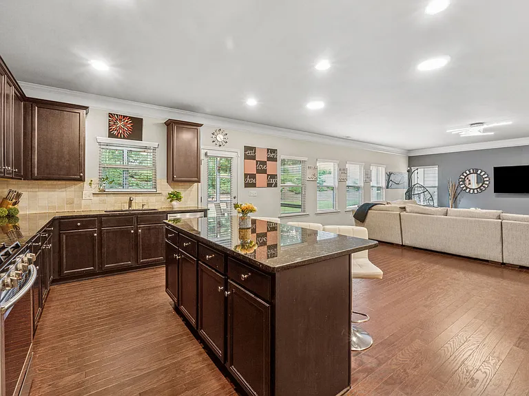 149 Stone Manor Ct — Photo 19