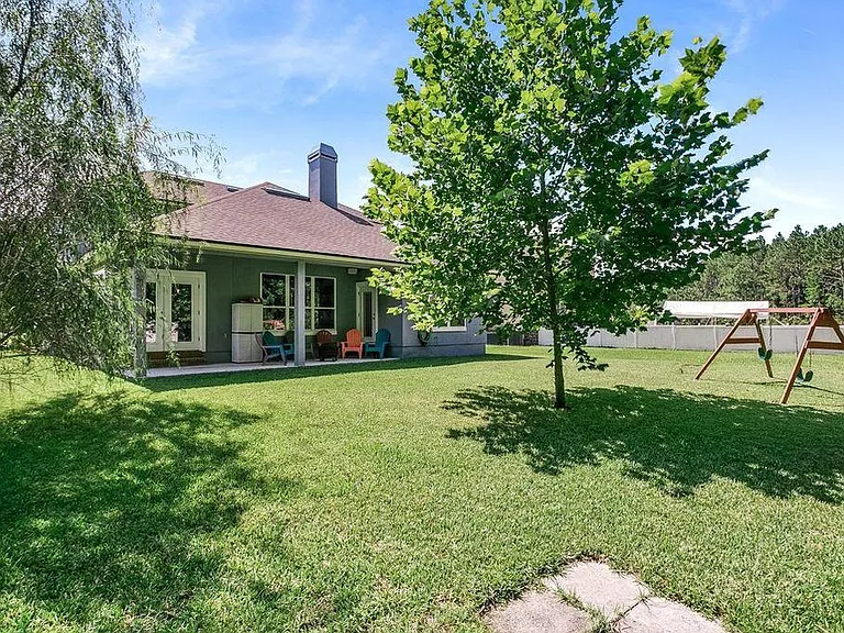 Back yard. It is NOT fenced.