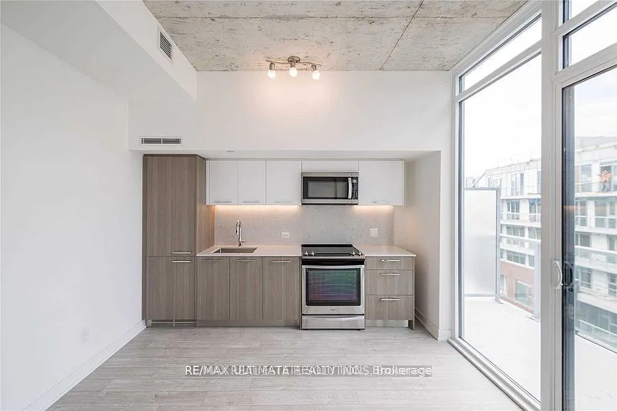 1 bed, $2,200 — Photo 2