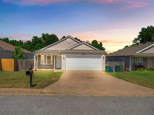 612 Meadow Brook Ct, Decatur, AR 72722