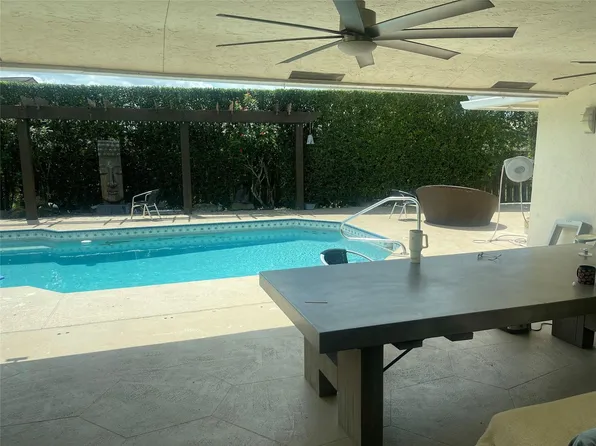 13856 Elder Ct, Wellington, FL 33414