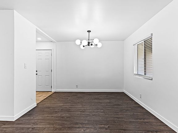 5th image of 317 Tennyson Rd
