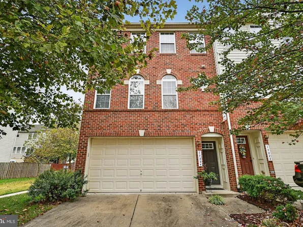 10224 Fountain Cir, Manassas, VA 20110