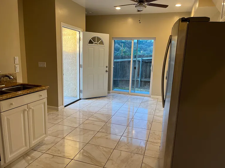 4932 Campanile Dr — Photo 21