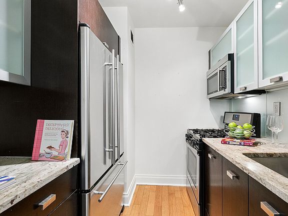 2nd image of 212 E 47th St APT 28D