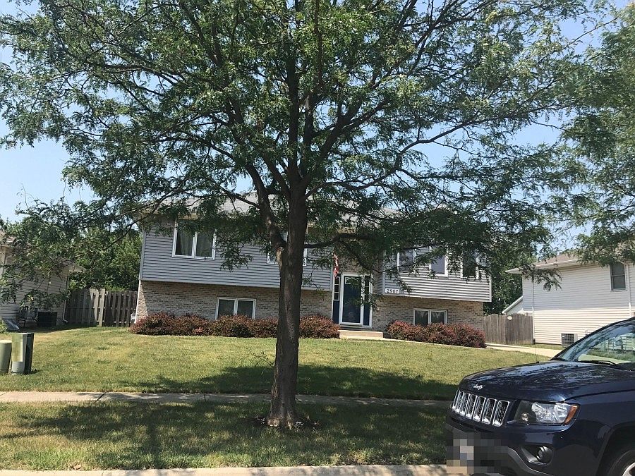 1st image of 2907 Campbell St