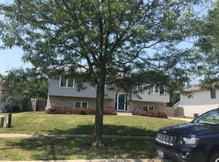 2907 Campbell St, Joliet, IL 60435