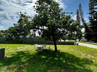 225 Marguerita Dr, West Palm Beach, FL 33415