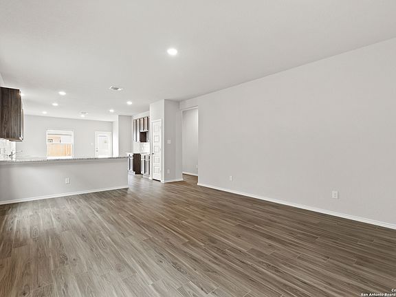 2nd image of 2431 Applewhite Meadow