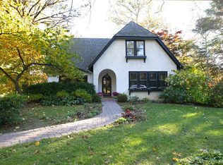 1284 Hillside Dr, Lancaster, PA