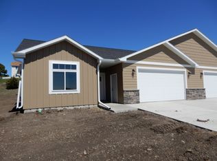 3026 Hoefer Ave, Rapid City, SD 57701