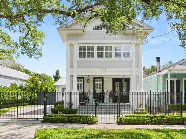 915 Henry Clay Ave, New Orleans, LA 70118