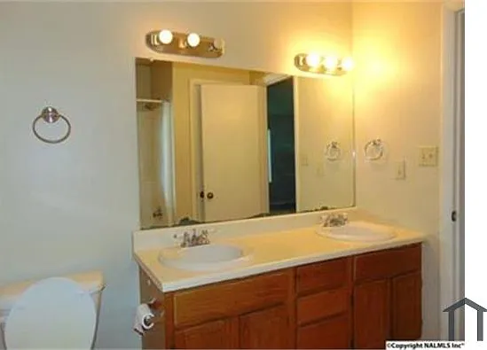 1103 Julia St NW #1 — Photo 6