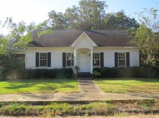 205 W Ash St, Warren, AR 71671