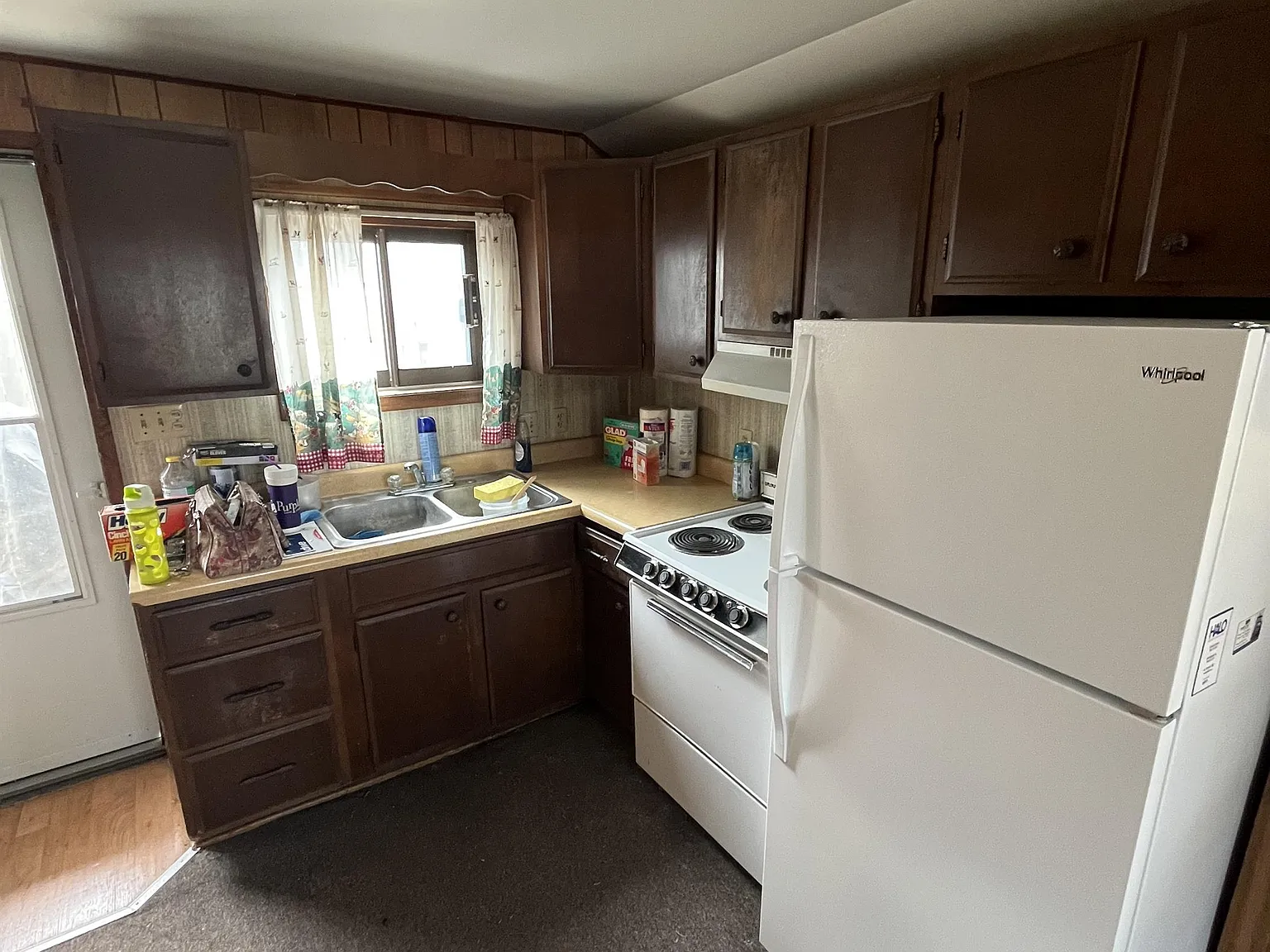 226 Beaver Avenue Northeast - D — Photo 2