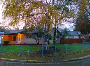 303 Park Pl, Molalla, OR