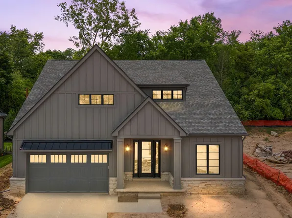 4174 Prescott Park Cir, West Bloomfield, MI 48323