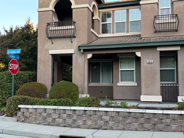 2613 Las Palomas Loop