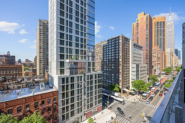 Rented by Corcoran | media 28