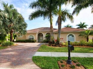 3824 Wax Myrtle Run, Naples, FL 34112