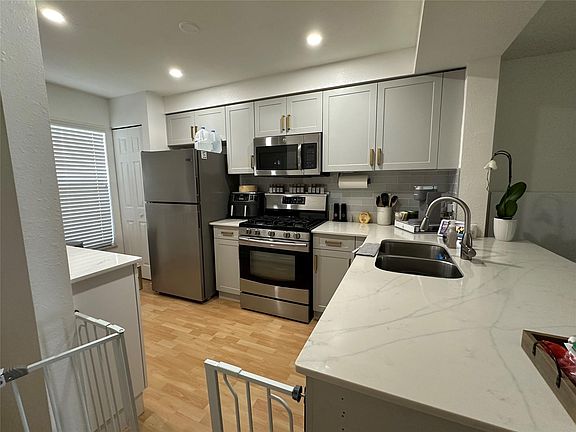 3rd image of 8035 Sanibel Drive