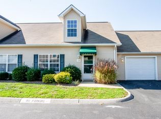 208 Stratford Ct #208, Johnson City, TN 37615
